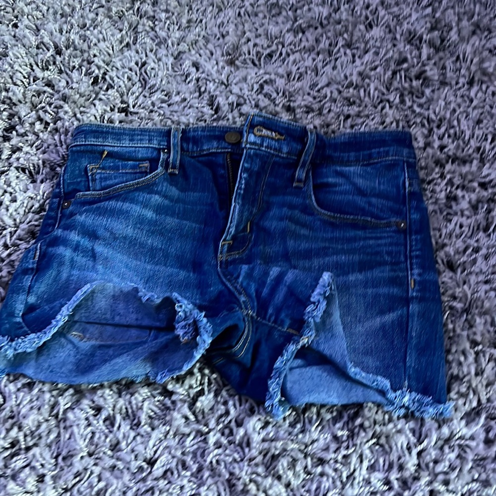 high-rise blue jeans shorts